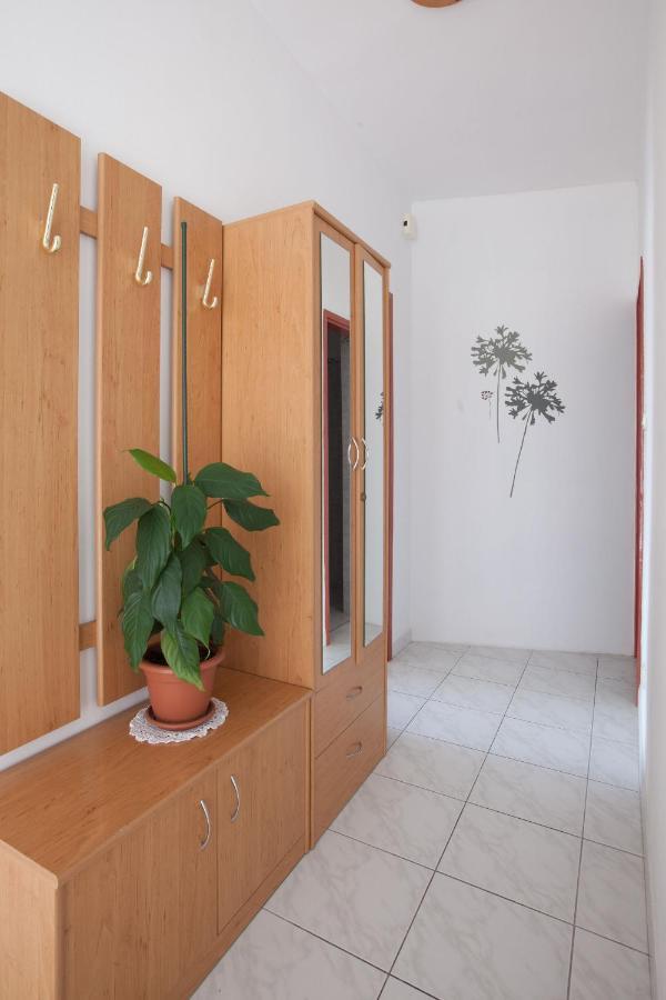 Apartments Dragan Baška Voda Dış mekan fotoğraf