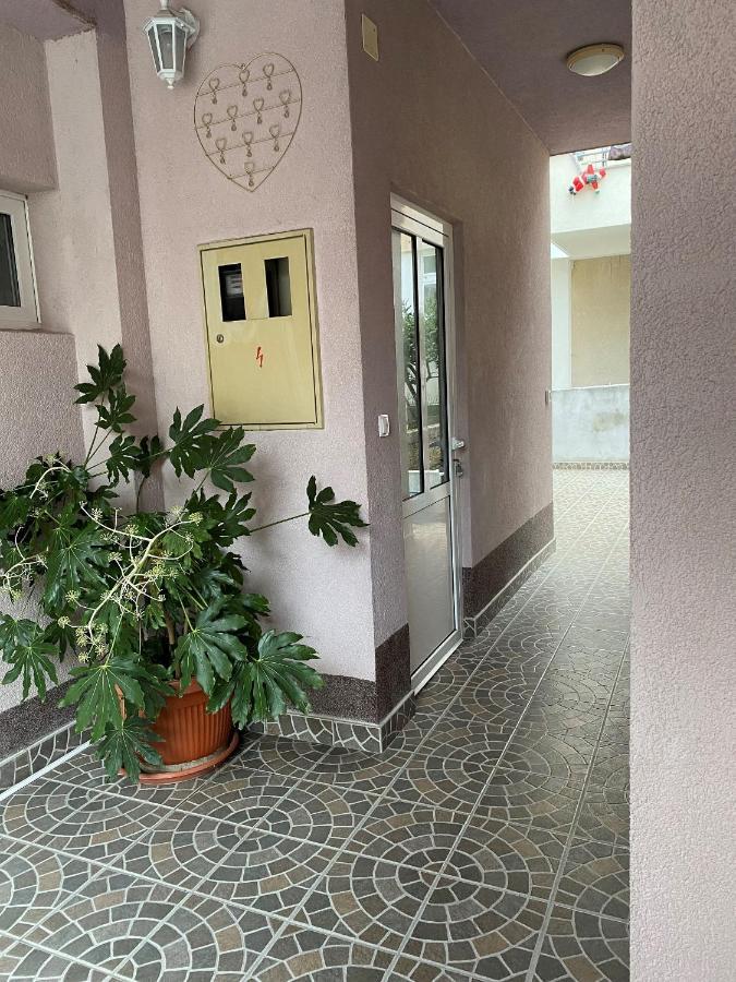 Apartments Dragan Baška Voda Dış mekan fotoğraf